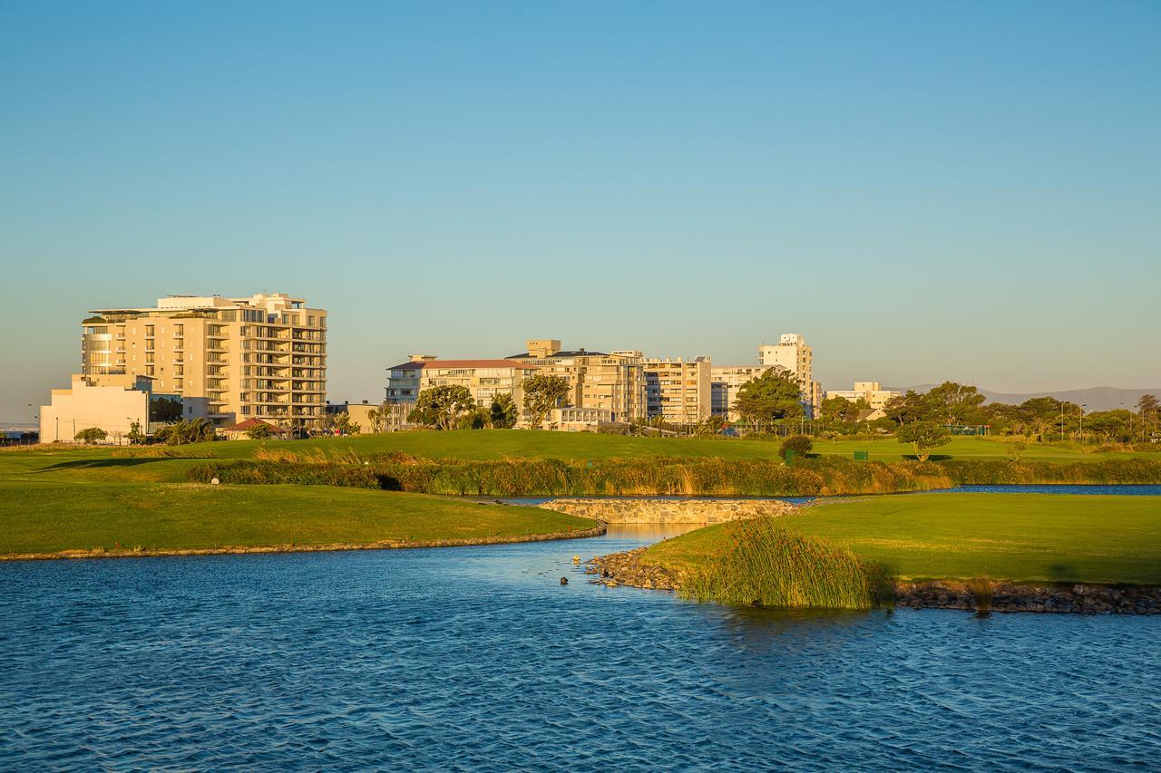The Odyssee 409 Cape Town Exterior photo