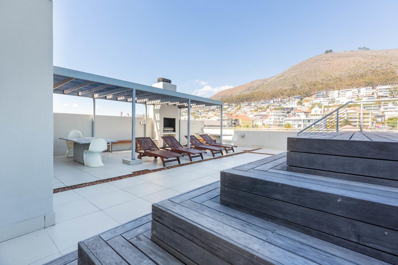 The Odyssee 409 Cape Town Exterior photo